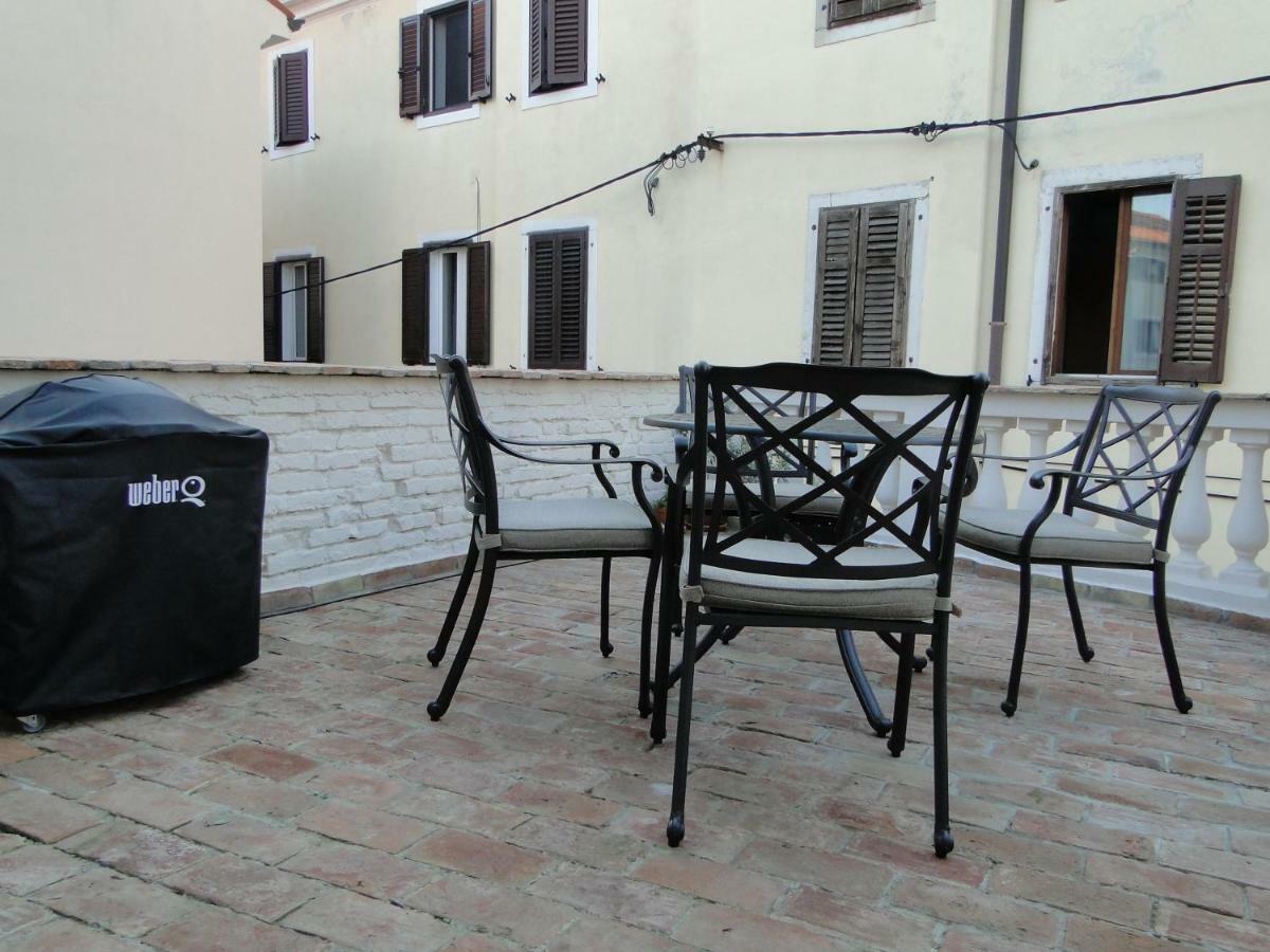 Apartma Na Terasi Изола Экстерьер фото