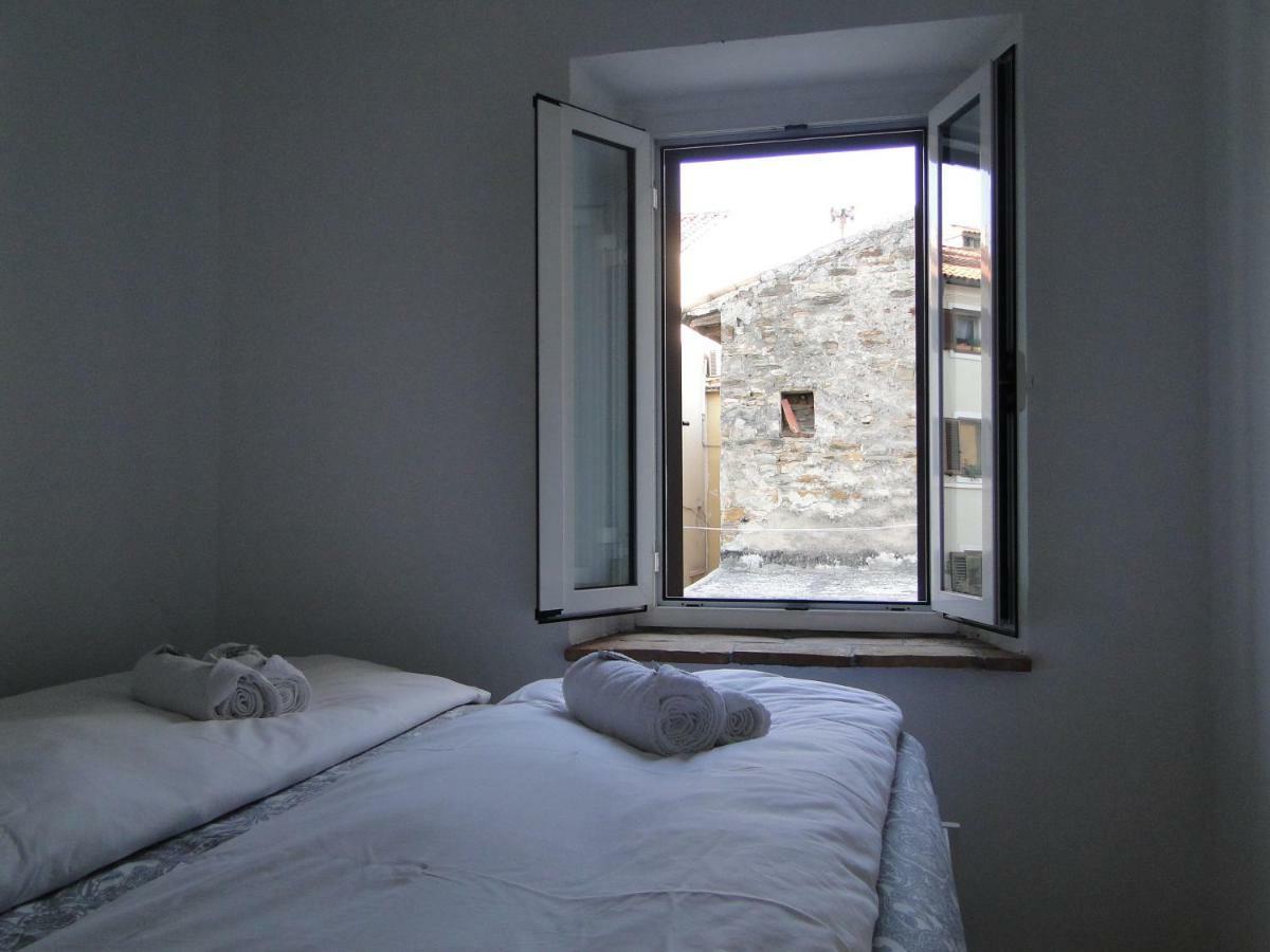 Apartma Na Terasi Изола Экстерьер фото